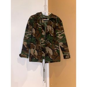 Camo jacket with a hoodie